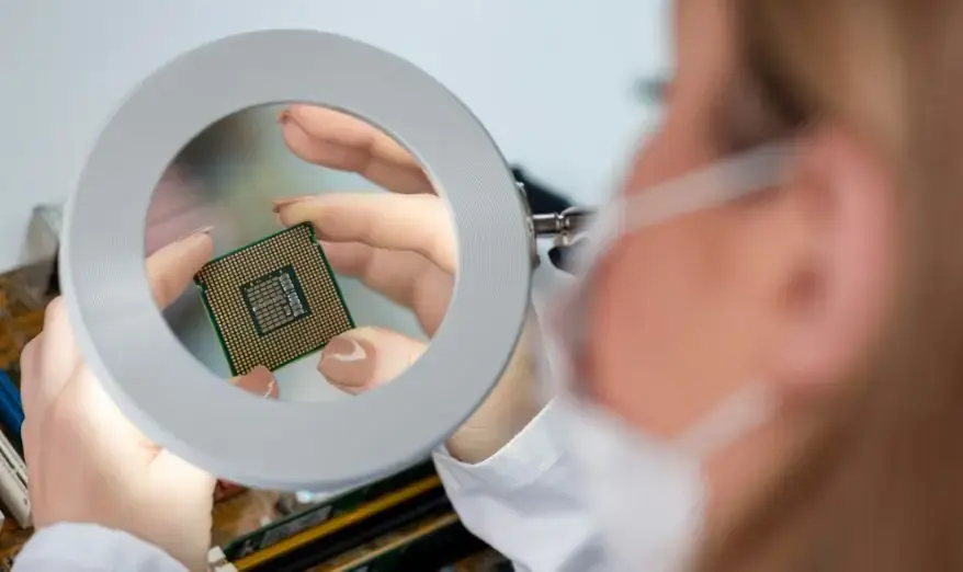 Mini Spectrometer Light Analysis
