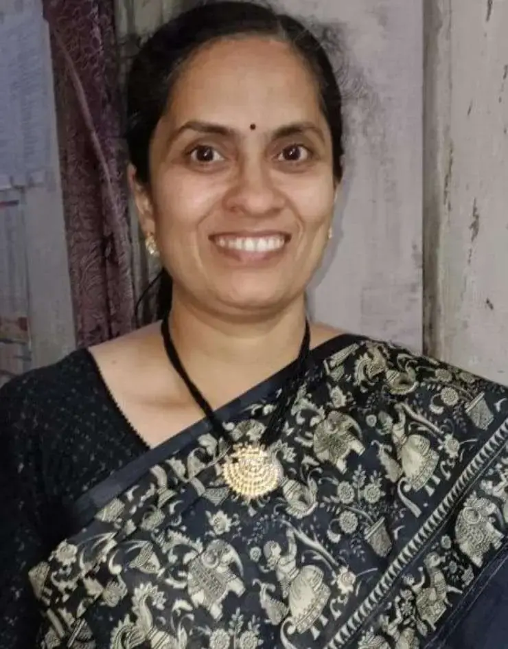 Sharwari-Dixit