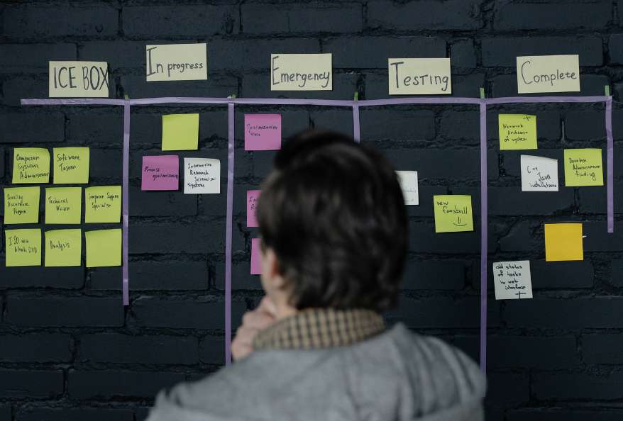 Person using Agile-friendly feedback tool