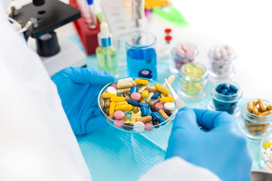 what is pharmacotherapeutics