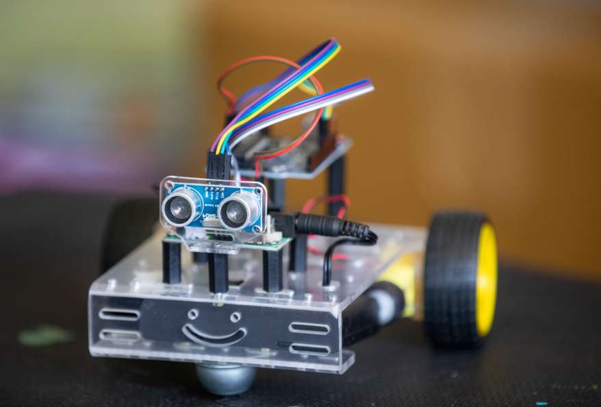 Small robot - STEM sound design challenge